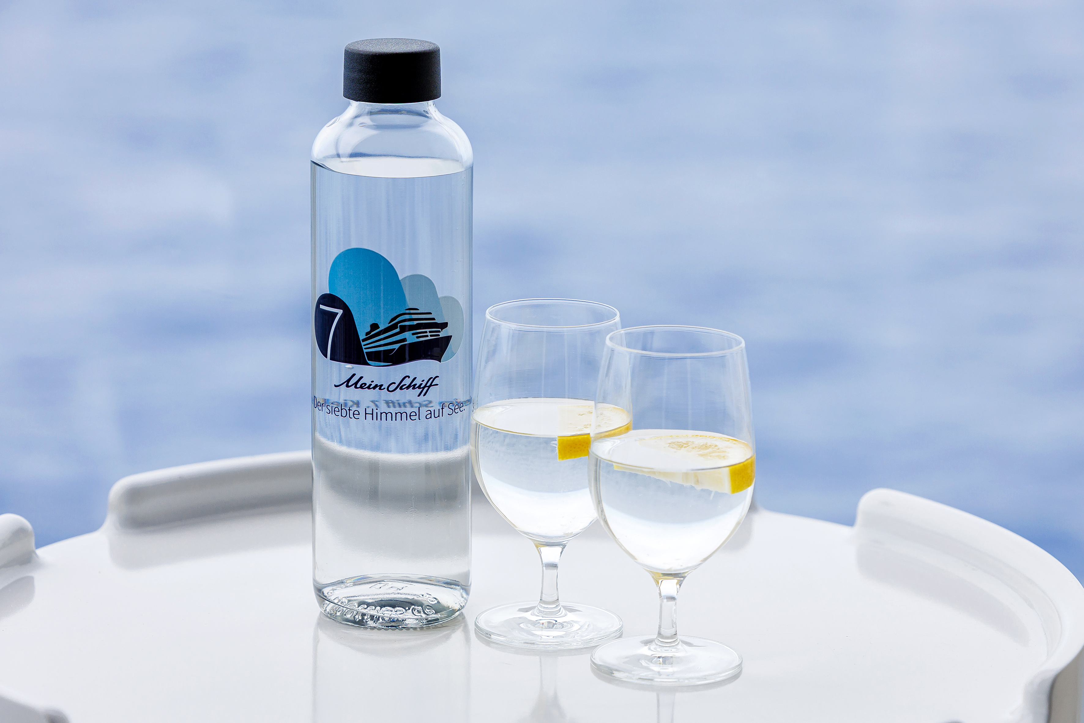 Mein Schiff Artbottle MS 7 Taufe
