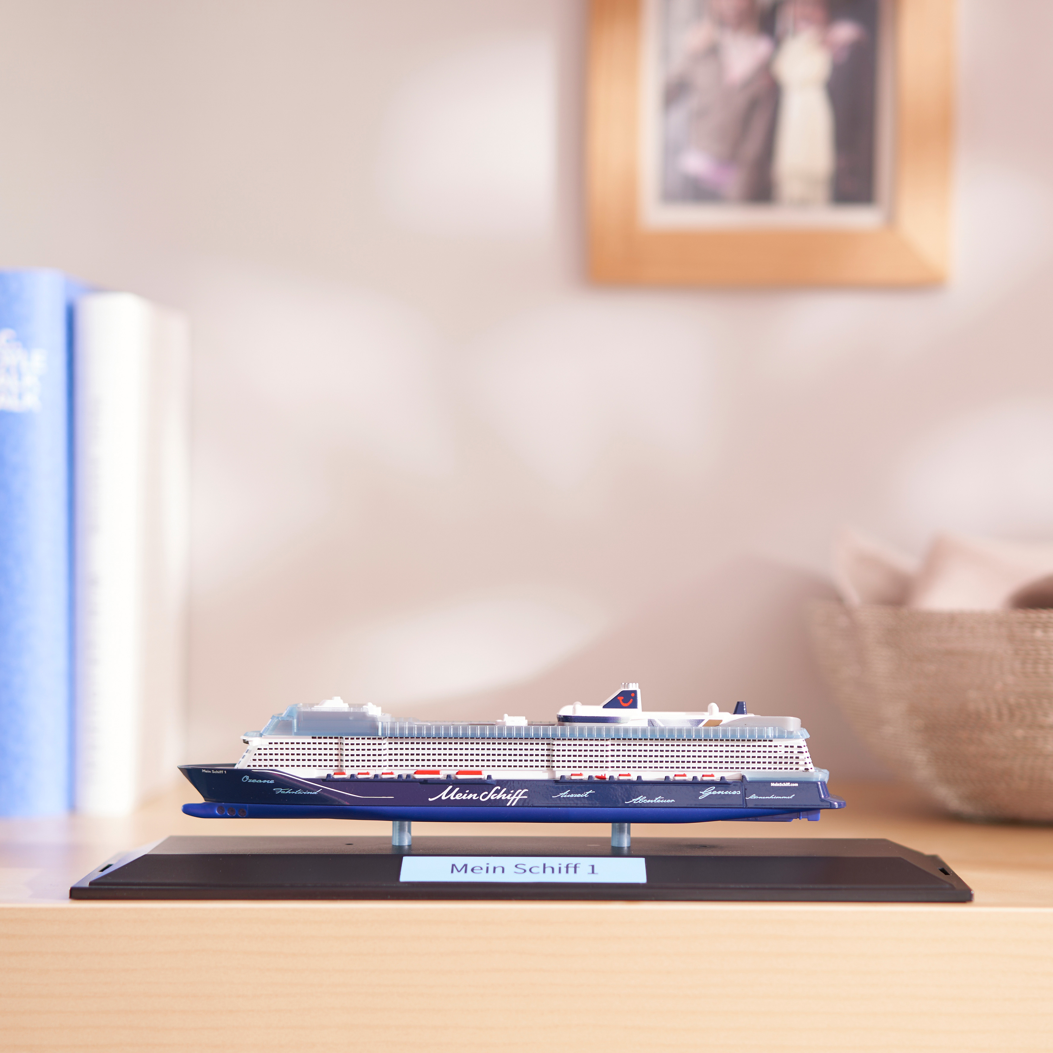 Schiffsmodell Mein Schiff 1 